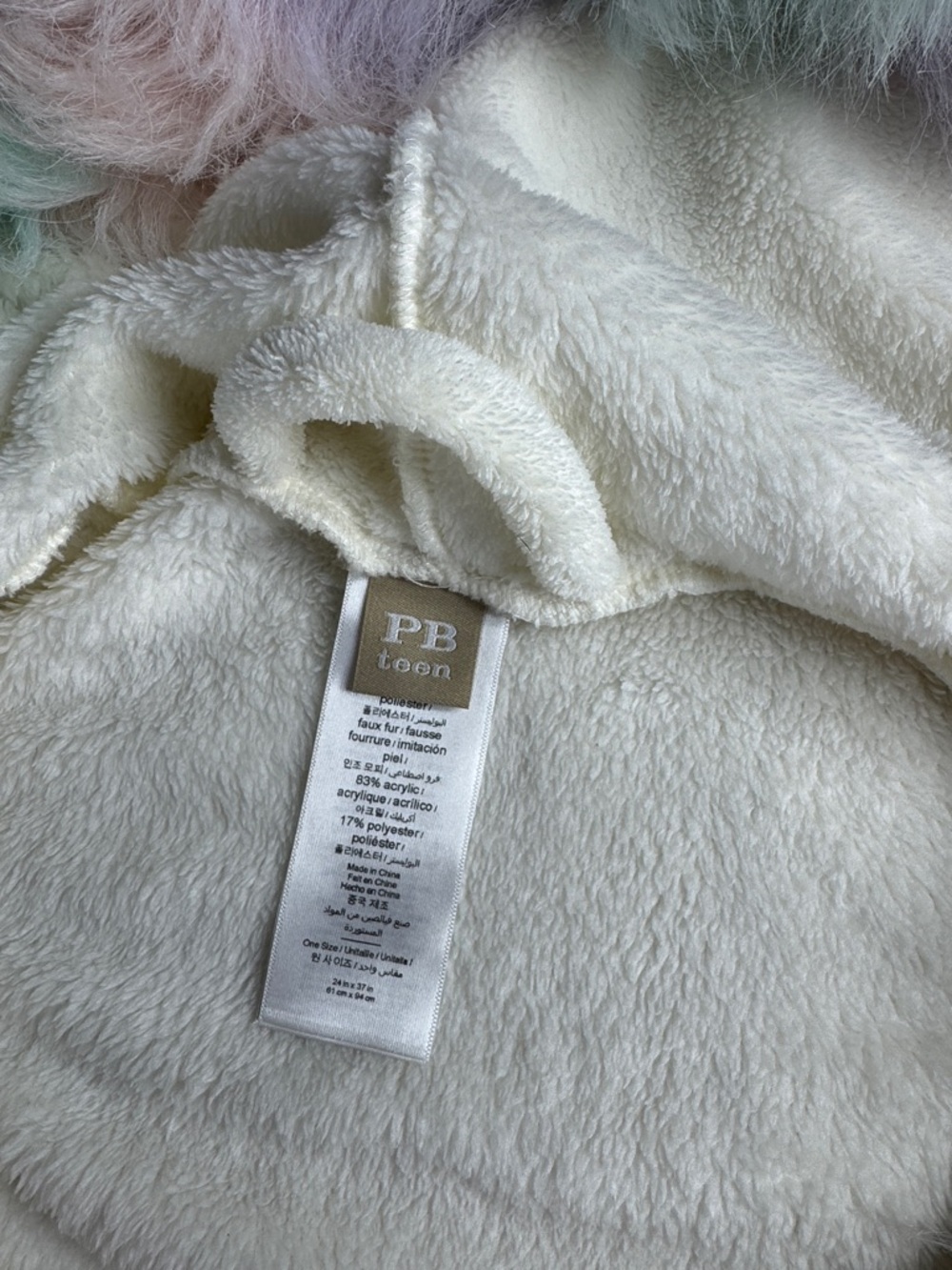 Pottery Barn Teen Cream Hooded Robe with Pastel Fur Trim - Picture 2 of 3